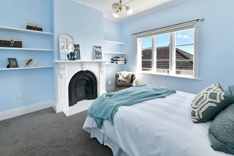 Photo of property in 43 Puriri Street, Helensville, 0800