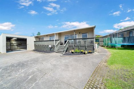 Photo of property in 56 Makora Road, Massey, Auckland, 0614