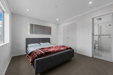 Photo of property in 11 Lochinver Road, Papatoetoe, Auckland, 2025