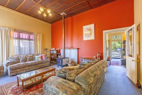 Photo of property in 89 High Street, Waipawa, 4210