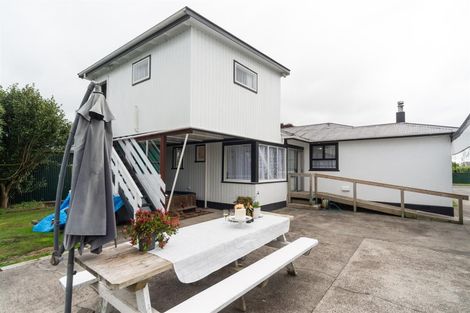 Photo of property in 10 Potaka Street, Marton, 4710