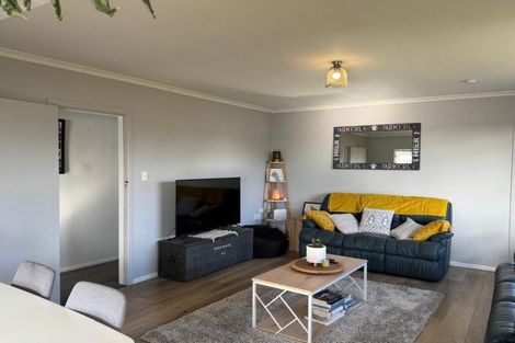 Photo of property in 124 Harlech Street, Mayfair, Hastings, 4122