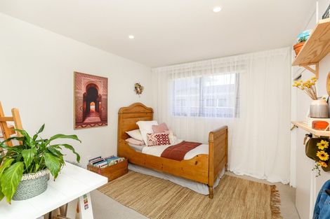 Photo of property in 23 Linda Street, Oakura, 4314