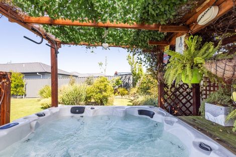 Photo of property in 24 Pelorus Avenue, Poraiti, Napier, 4112