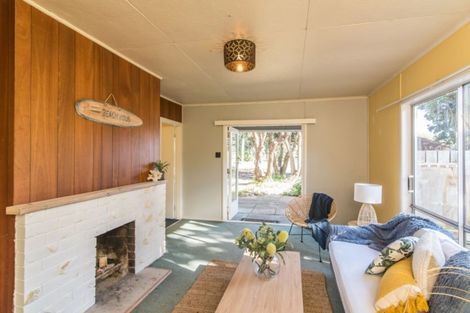 Photo of property in 87 The Esplanade, Raumati South, Paraparaumu, 5032
