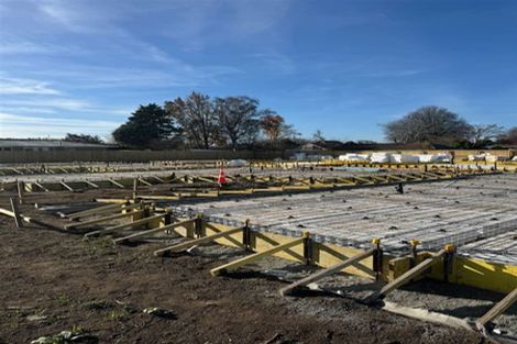 Photo of property in 2/25 Winters Road, Redwood, Christchurch, 8051