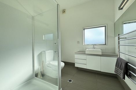 Photo of property in 24 Saddleback Grove, Karori, Wellington, 6012