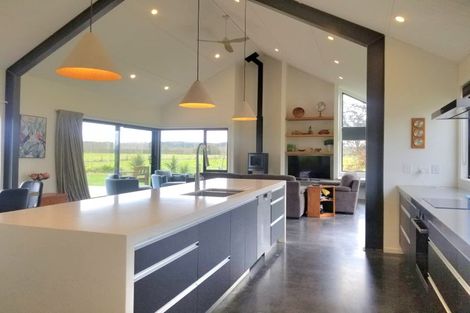 Photo of property in 48 Sherwood Road, Makikihi, Waimate, 7978