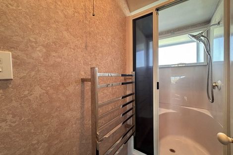 Photo of property in 1/363 Memorial Avenue, Burnside, Christchurch, 8053
