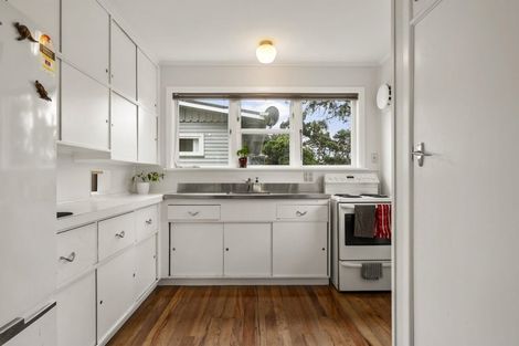 Photo of property in 34 Silverbirch Grove, Churton Park, Wellington, 6037