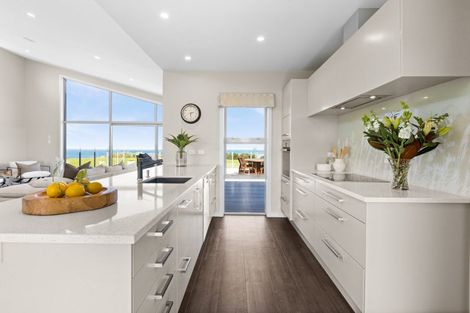 Photo of property in 64 Timoti Road, Waimarama, Havelock North, 4294