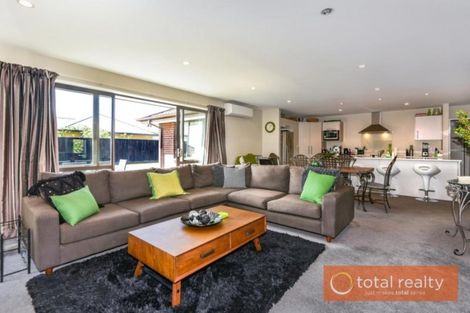 Photo of property in 18 Gosling Crescent, Halswell, Christchurch, 8025