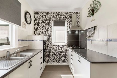 Photo of property in 8 Pascal Street, Palmerston North, 4410