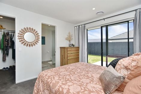 Photo of property in 22 Selfe Crescent, Burwood, Christchurch, 8083