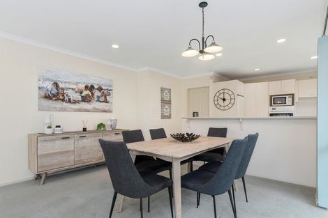Photo of property in 56a Pitau Road, Mount Maunganui, 3116