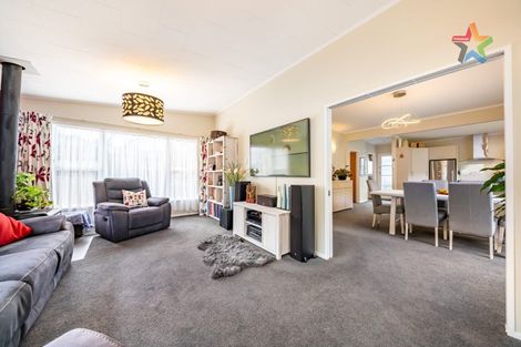 Photo of property in 33 Mcgowan Road, Wainuiomata, Lower Hutt, 5014