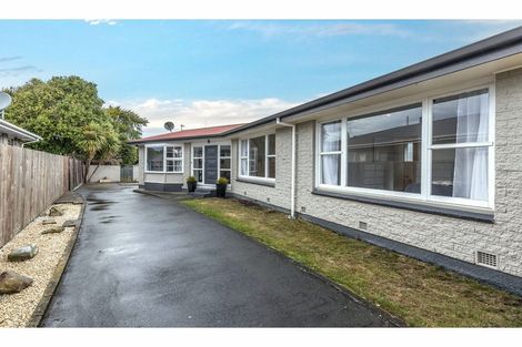 Photo of property in 17 Opal Place, Casebrook, Christchurch, 8051