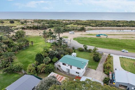 Photo of property in 19 Richmond Street, Matata, Whakatane, 3194