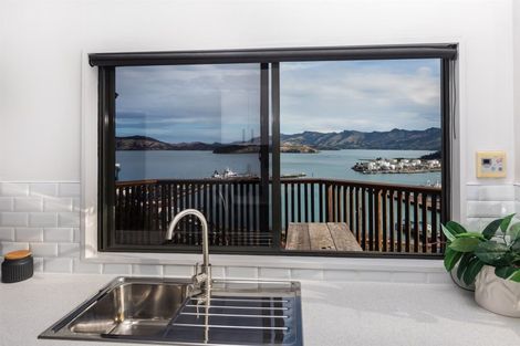 Photo of property in 9 Randolph Terrace, Lyttelton, 8082