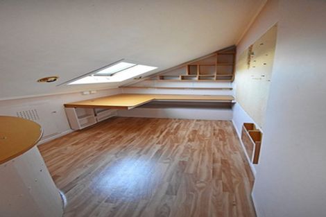 Photo of property in 17 Puriri Street, Hilltop, Taupo, 3330