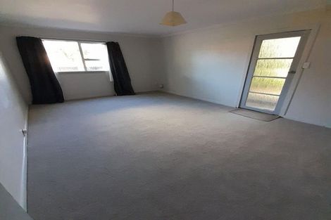 Photo of property in 25 Hartford Crescent, Totara Park, Upper Hutt, 5018