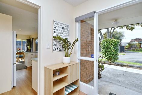 Photo of property in 5 Rossiter Avenue, Redwood, Christchurch, 8051