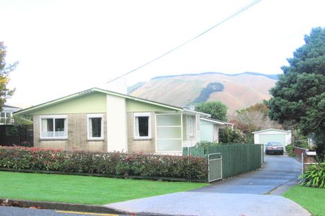 Photo of property in 6a Utauta Street, Waikanae, 5036