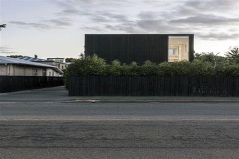 Photo of property in 12 Edgeware Road, St Albans, Christchurch, 8014