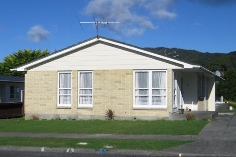 Photo of property in 21 Kairanga Crescent, Wainuiomata, Lower Hutt, 5014