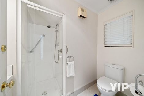 Photo of property in 6 Derry Hill, Churton Park, Wellington, 6037