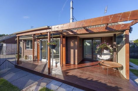 Photo of property in 2/49 Sarabande Avenue, Redwood, Christchurch, 8051