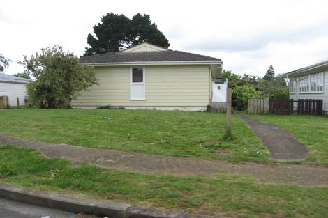 Photo of property in 5 Arnhem Place, Pukekohe, 2120