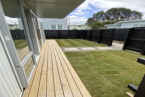 Photo of property in 52a Durham Crescent, Fairfield, Lower Hutt, 5011