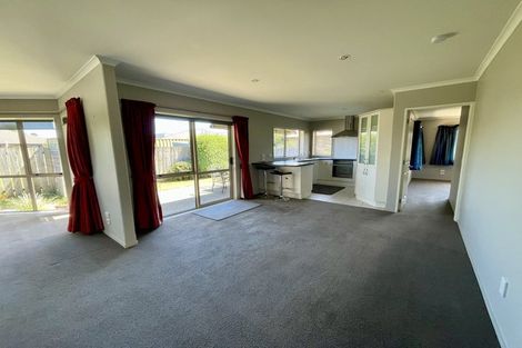 Photo of property in 15 Holcroft Place, Stoke, Nelson, 7011