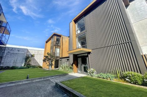 Photo of property in Vedado Apartments, 208/41u Hopper Street, Mount Cook, Wellington, 6011