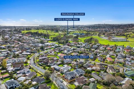 Photo of property in 28c Studfall Street, Pakuranga Heights, Auckland, 2010