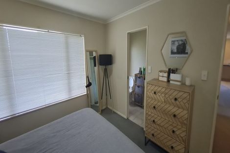 Photo of property in 38 Carrick Glen Avenue, Flat Bush, Auckland, 2019