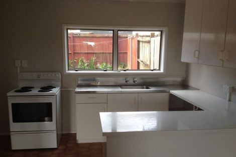 Photo of property in 2/24 Copley Street, New Lynn, Auckland, 0600