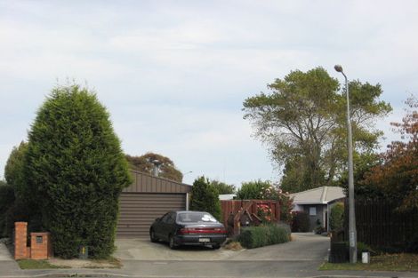 Photo of property in 13a Thornhill Place, Sockburn, Christchurch, 8042