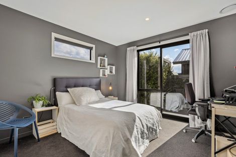 Photo of property in 4 Pounamu Avenue, Albert Town, Wanaka, 9305