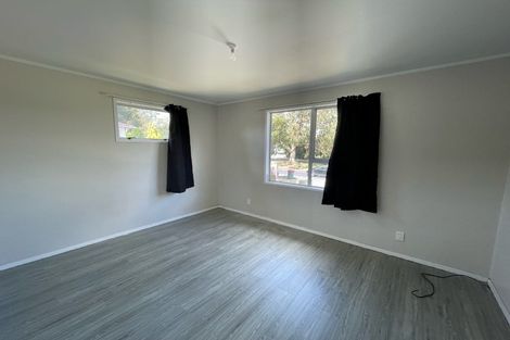 Photo of property in 368 Roscommon Road, Clendon Park, Auckland, 2103
