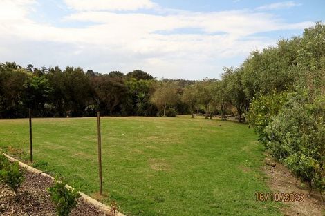 Photo of property in 1/6 Roberts Road, Matakatia, Whangaparaoa, 0930