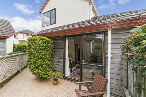 Photo of property in 2 Scorian Close, Karori, Wellington, 6012