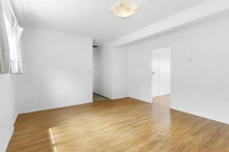 Photo of property in 3 Huka Road, Birkenhead, Auckland, 0626