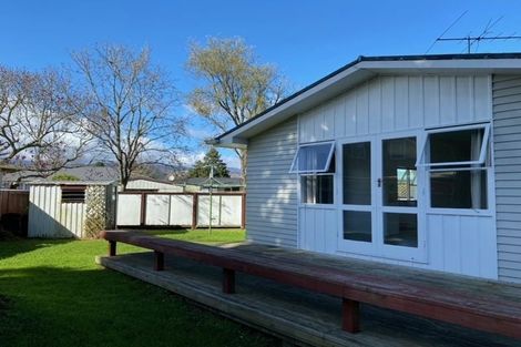 Photo of property in 6 Moehau Grove, Trentham, Upper Hutt, 5018
