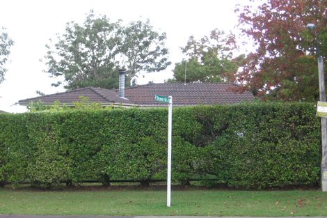 Photo of property in 18 Sunvue Road, Glen Eden, Auckland, 0602