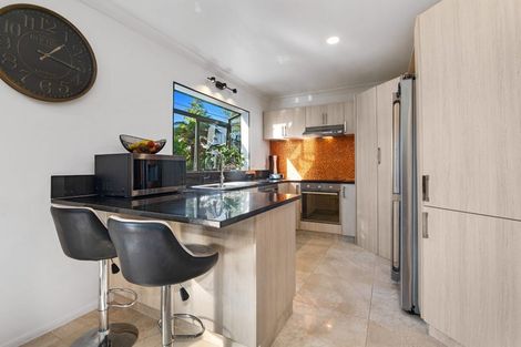 Photo of property in 1 Stonebridge Park Drive, Holdens Bay, Rotorua, 3010