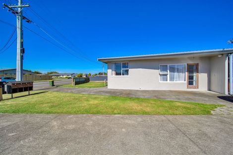 Photo of property in 1/15 Rimu Street, New Lynn, Auckland, 0600