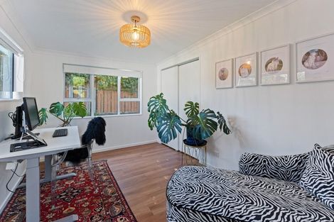 Photo of property in 27 Sarah Street, Waikawa Beach, Levin, 5573
