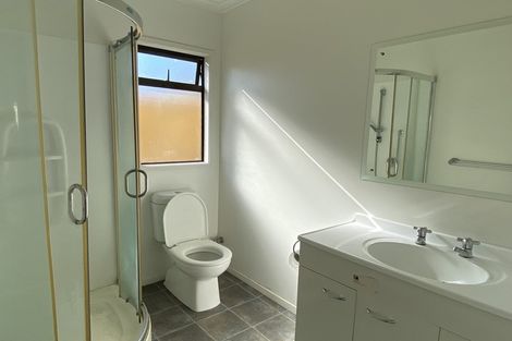 Photo of property in 2 Imrie Avenue, Mangere, Auckland, 2022